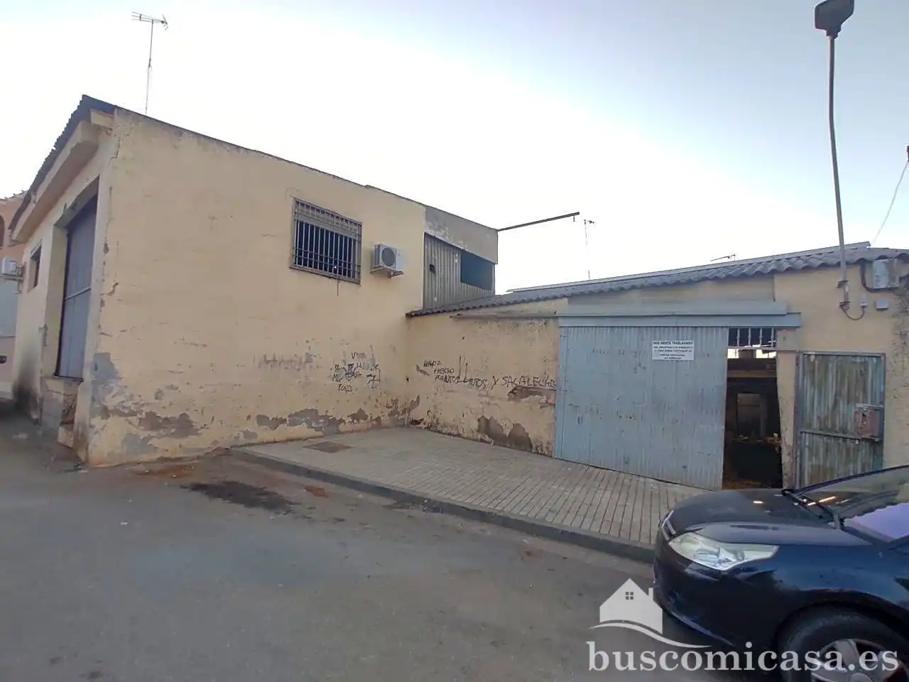 Nau industrial en venda a Linarejos