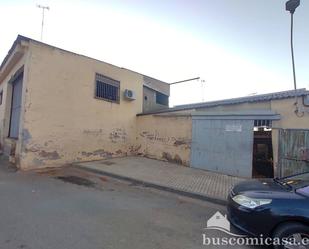 Vista exterior de Nau industrial en venda en Linares