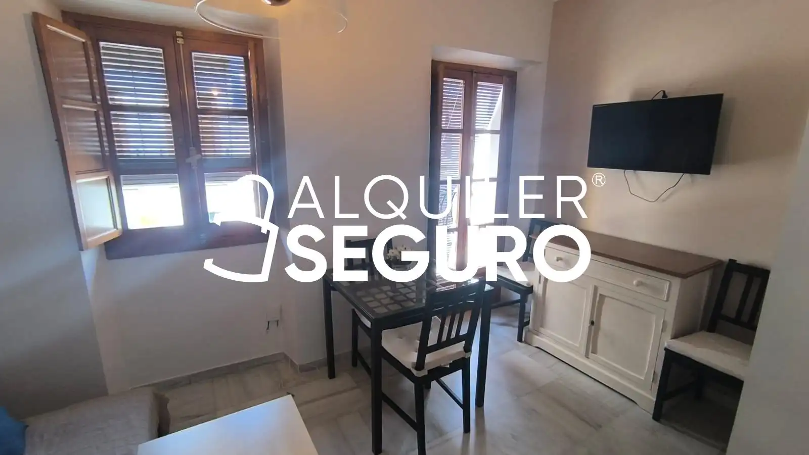 Bedroom of Flat for rent in Sevilla  with Air Conditioner and Furnished