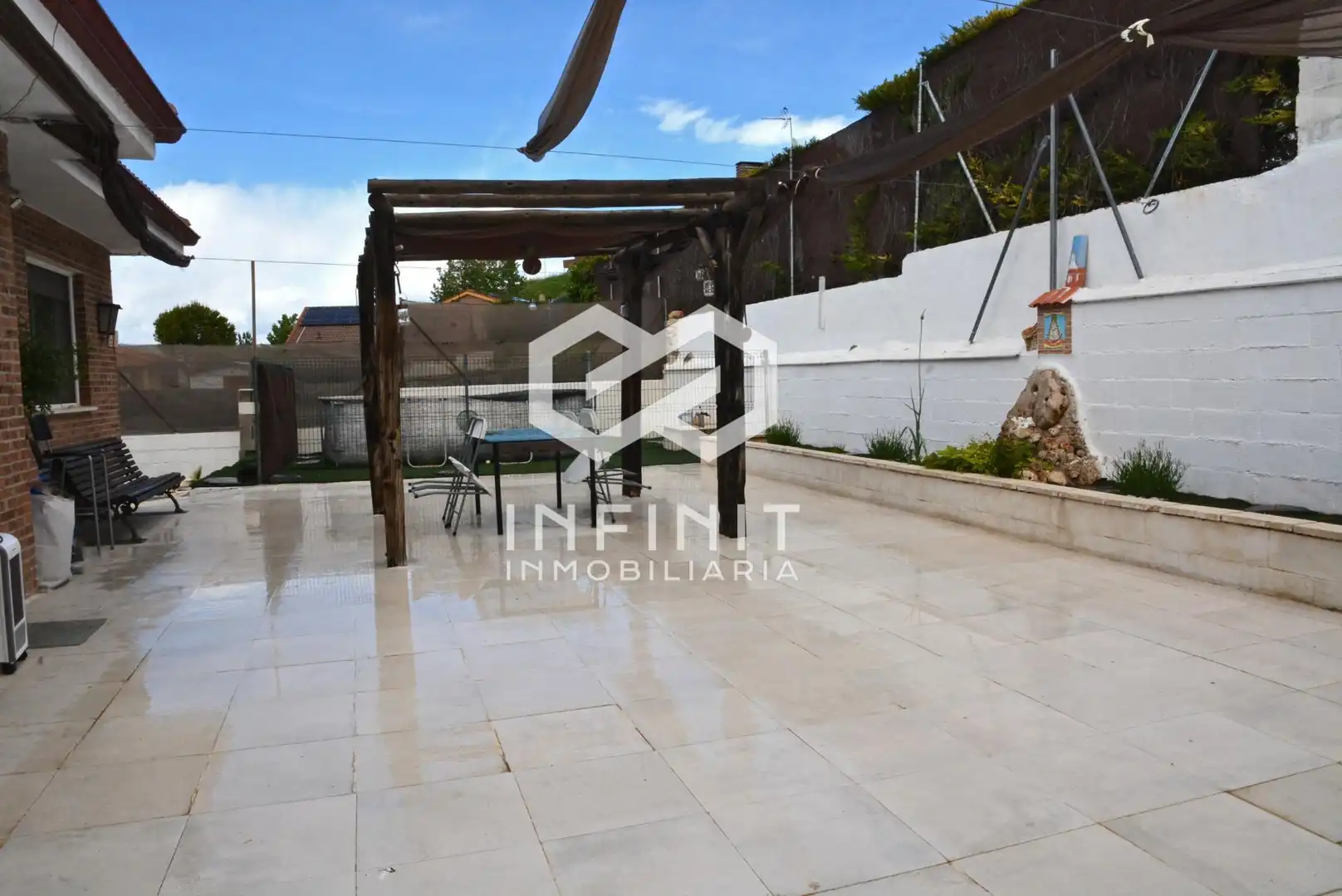 Terrace of Houses for sale in Yebes  with Air Conditioner, Heating and Private garden