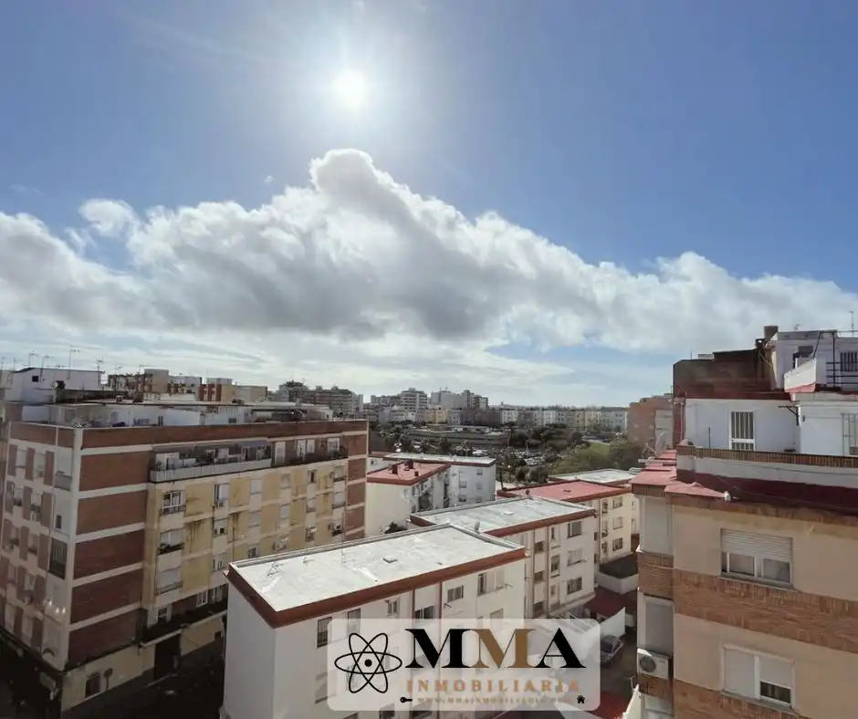 Vista exterior de Ático en venta en Huelva con Aire acondicionado, Calefacción y Terraza