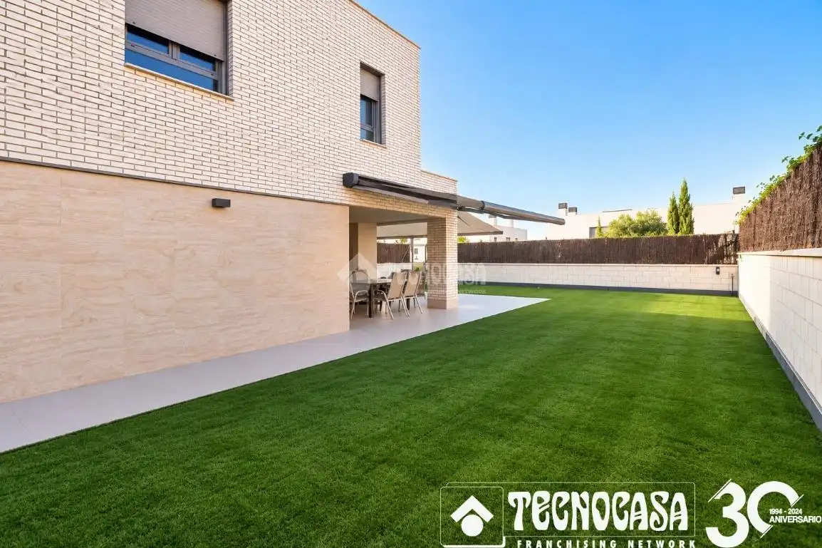 Casa pareada con piscina en venta en El Bosque, imagen 22