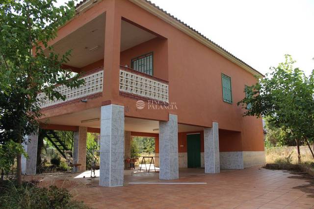 Casa-chalet en Alquiler en 5, 33 en Alfara de la Baronia