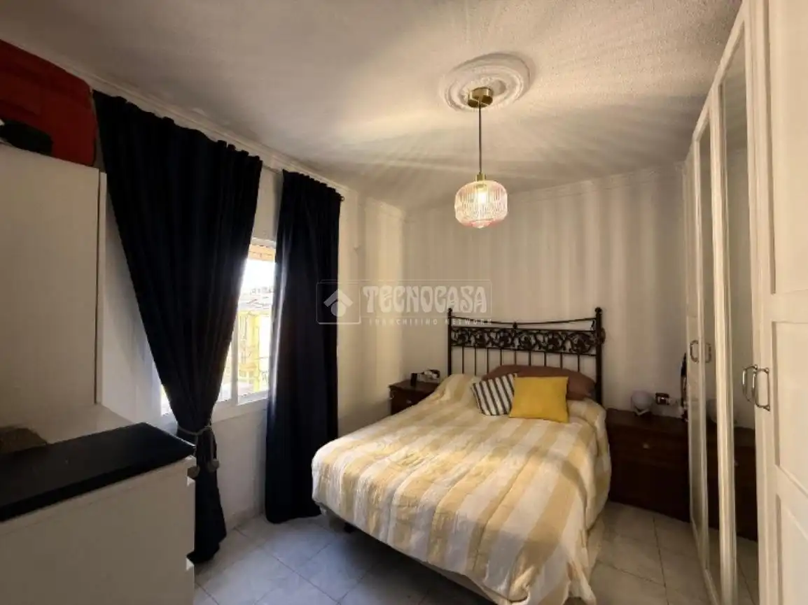 Bedroom of Flat for sale in Málaga  with Air Conditioner and Terrace
