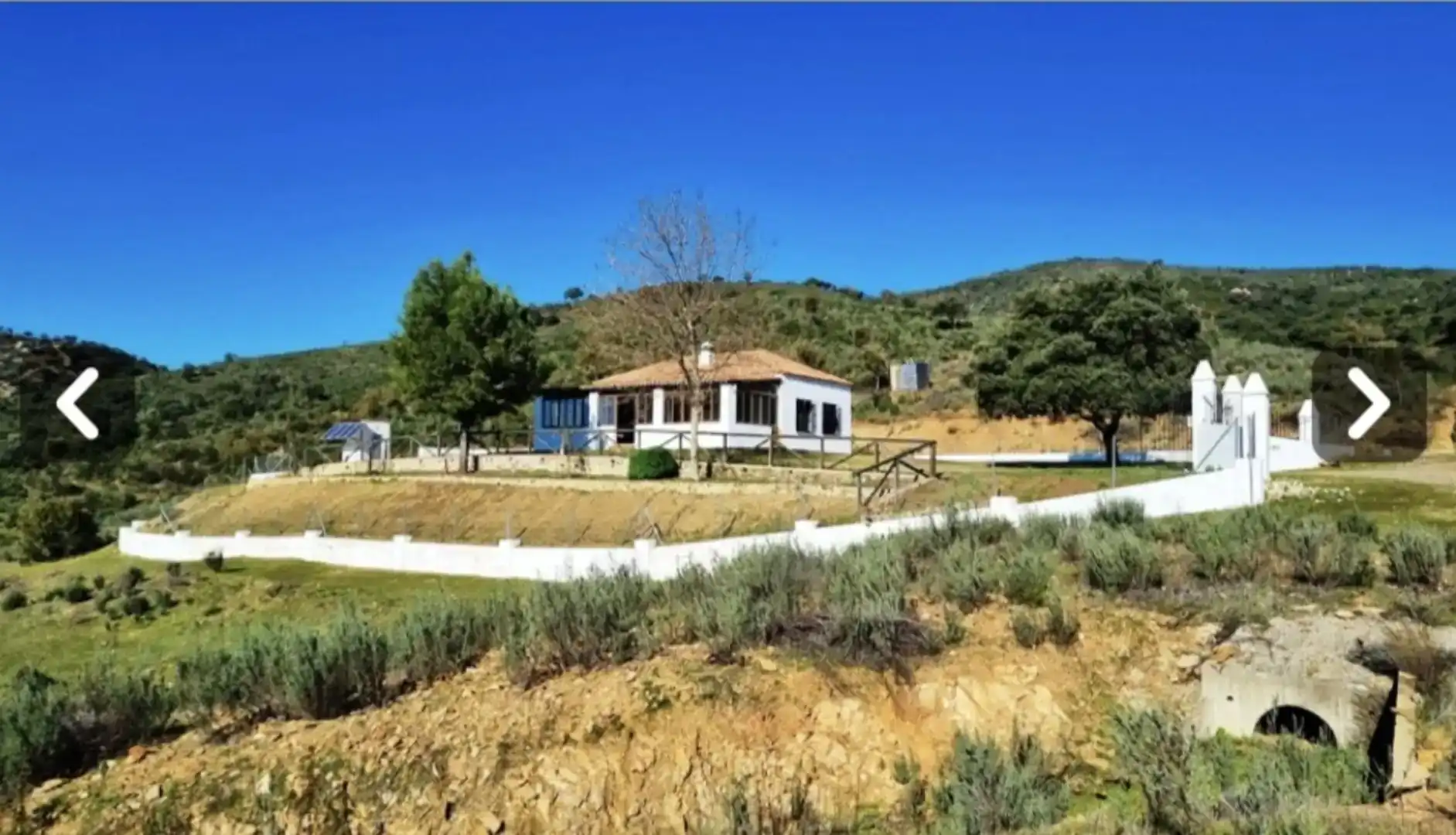 Vista exterior de Piso en venta en Zufre