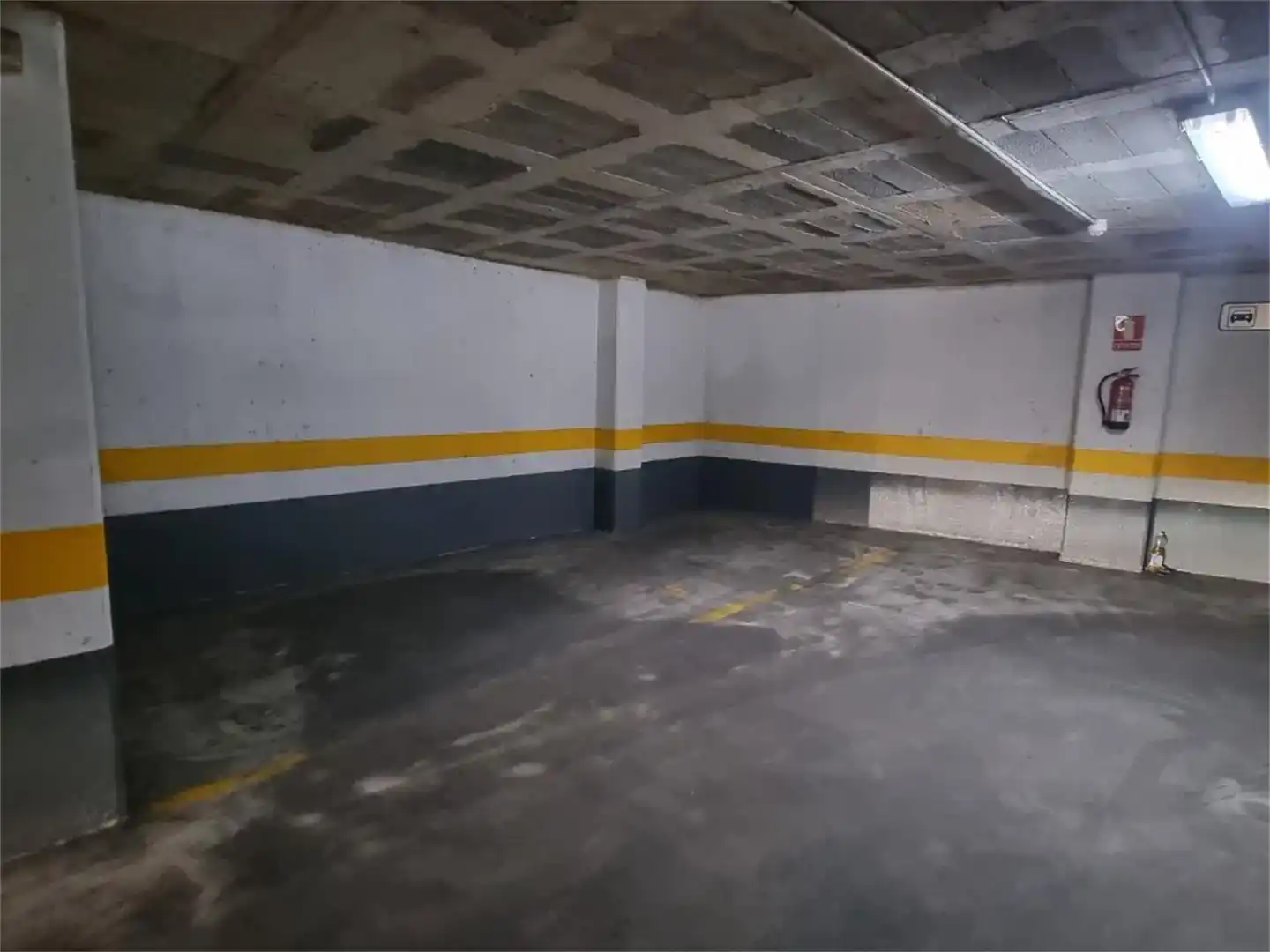 Parking of Garage for rent in Ronda
