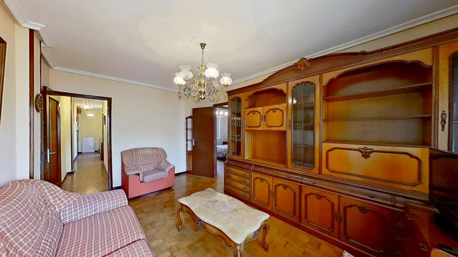 Sala d'estar de Pis en venda en Campoo de Enmedio amb Calefacció