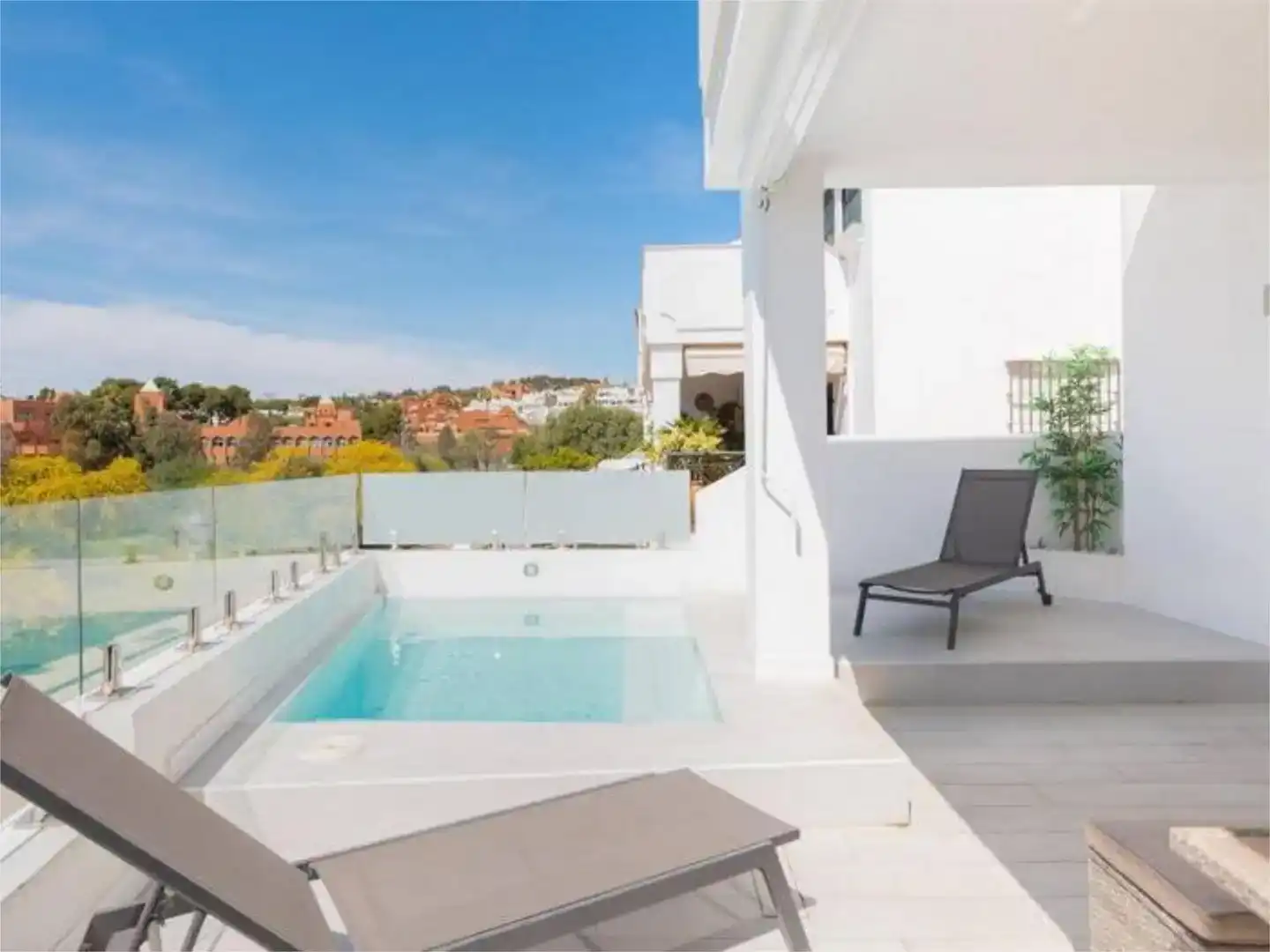Terraza de Casa o chalet de alquiler en Marbella con Aire acondicionado y Piscina