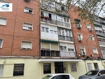 Local comercial en venda a Plaza PADRON
