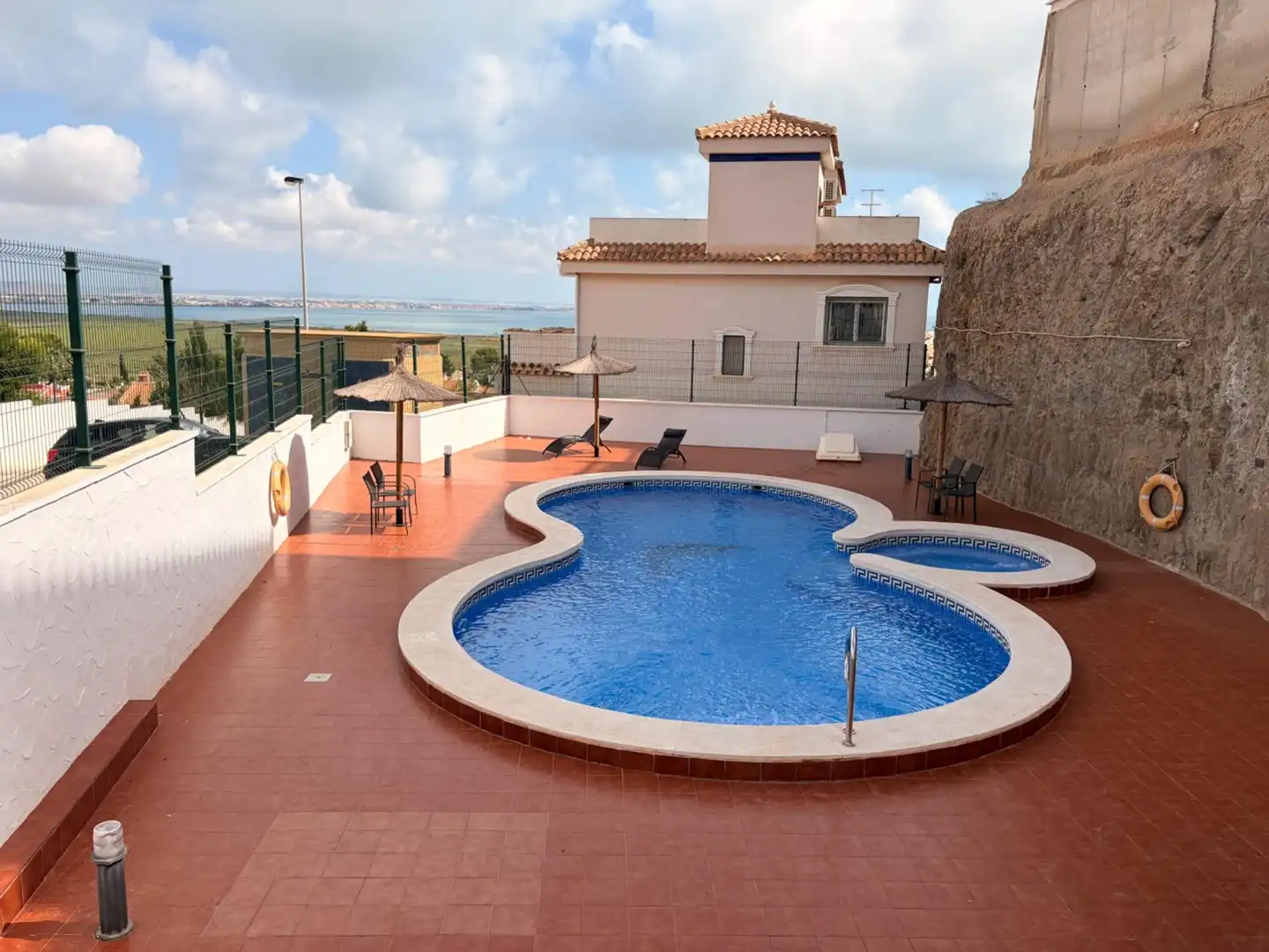 Piscina de Casa o chalet en venta en Cartagena
