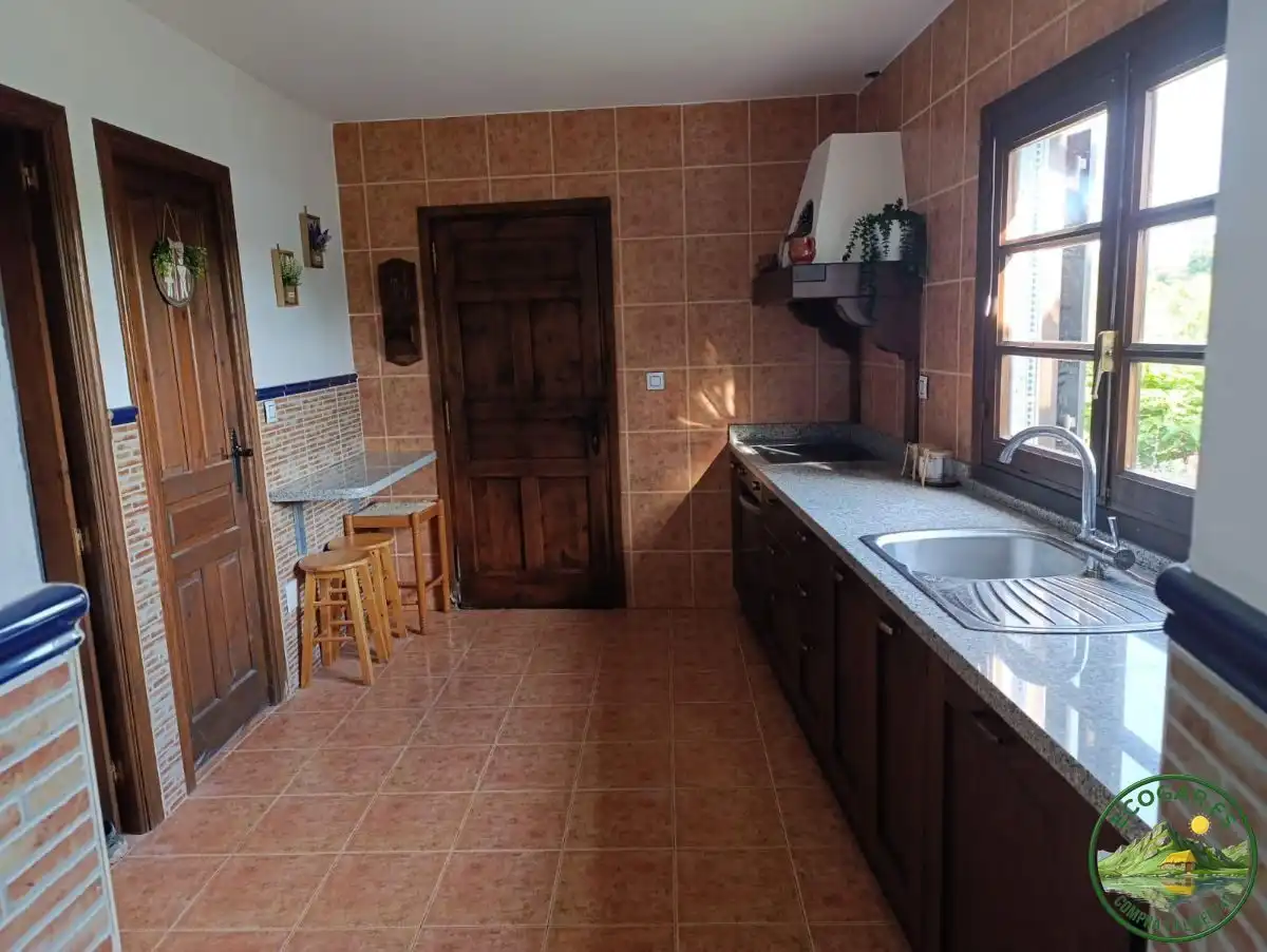 Cocina de Casa o chalet en venta en Arganza con Calefacción, Jardín privado y Terraza