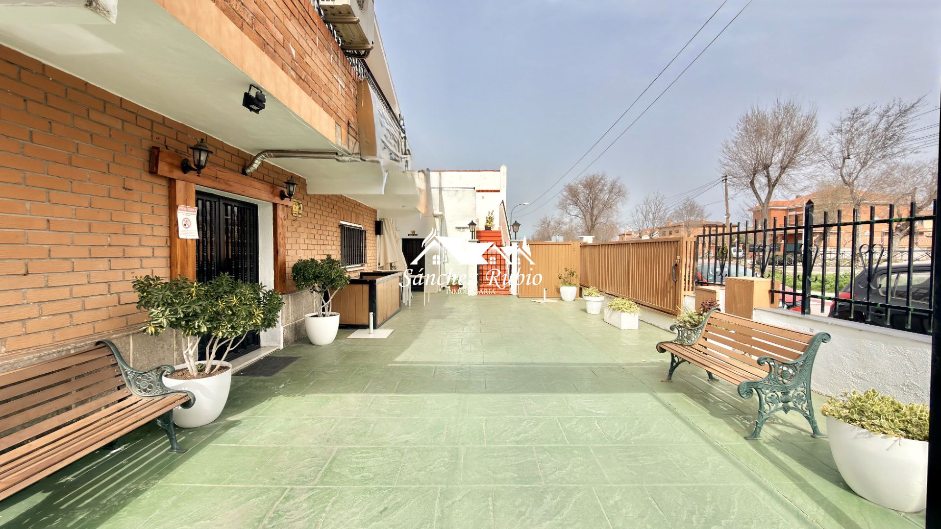 Terrassa de Casa o xalet en venda en Torres de la Alameda amb Aire condicionat, Calefacció i Jardí privat