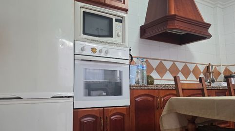 Foto 2 de Casa adosada en venta en Calle Arenal, Centro, Utrera