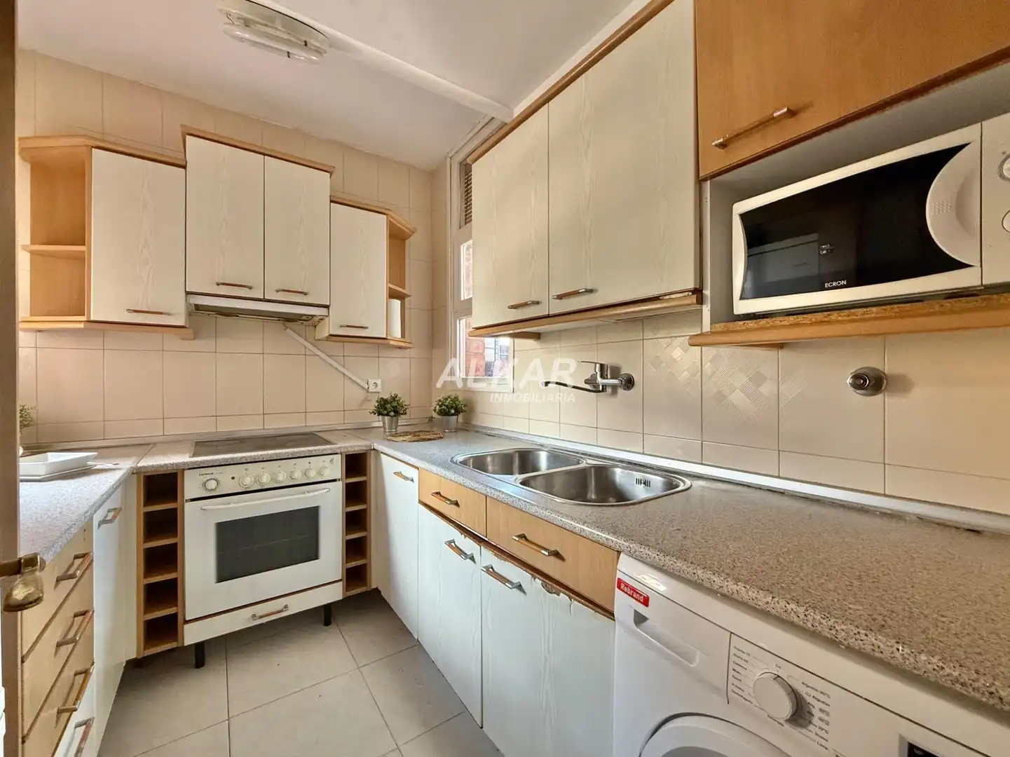 Cocina de Piso en venta en Tudela con Calefacción y Balcón