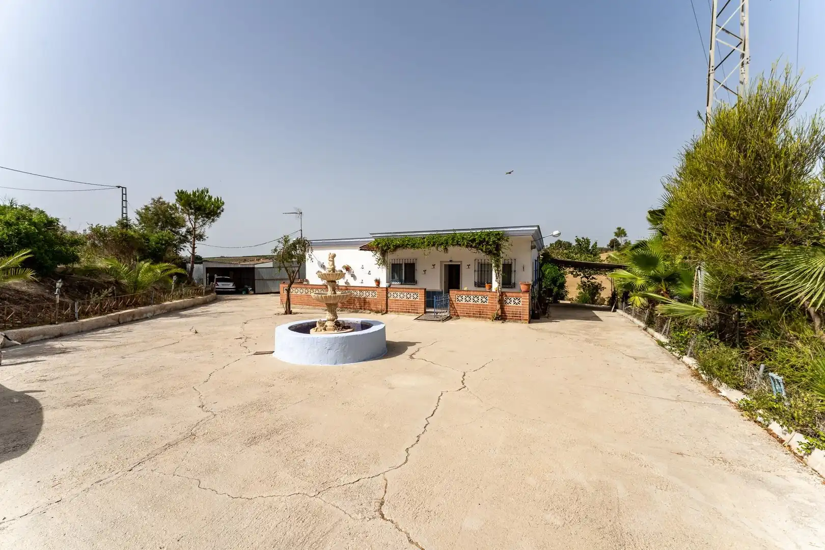 Vista exterior de Casa o xalet en venda en Cártama amb Aire condicionat, Calefacció i Jardí privat