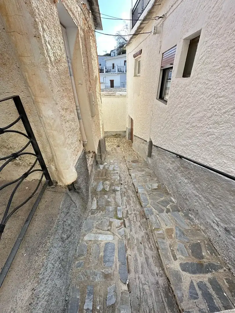 Vista exterior de Casa o xalet en venda en Pórtugos amb Traster