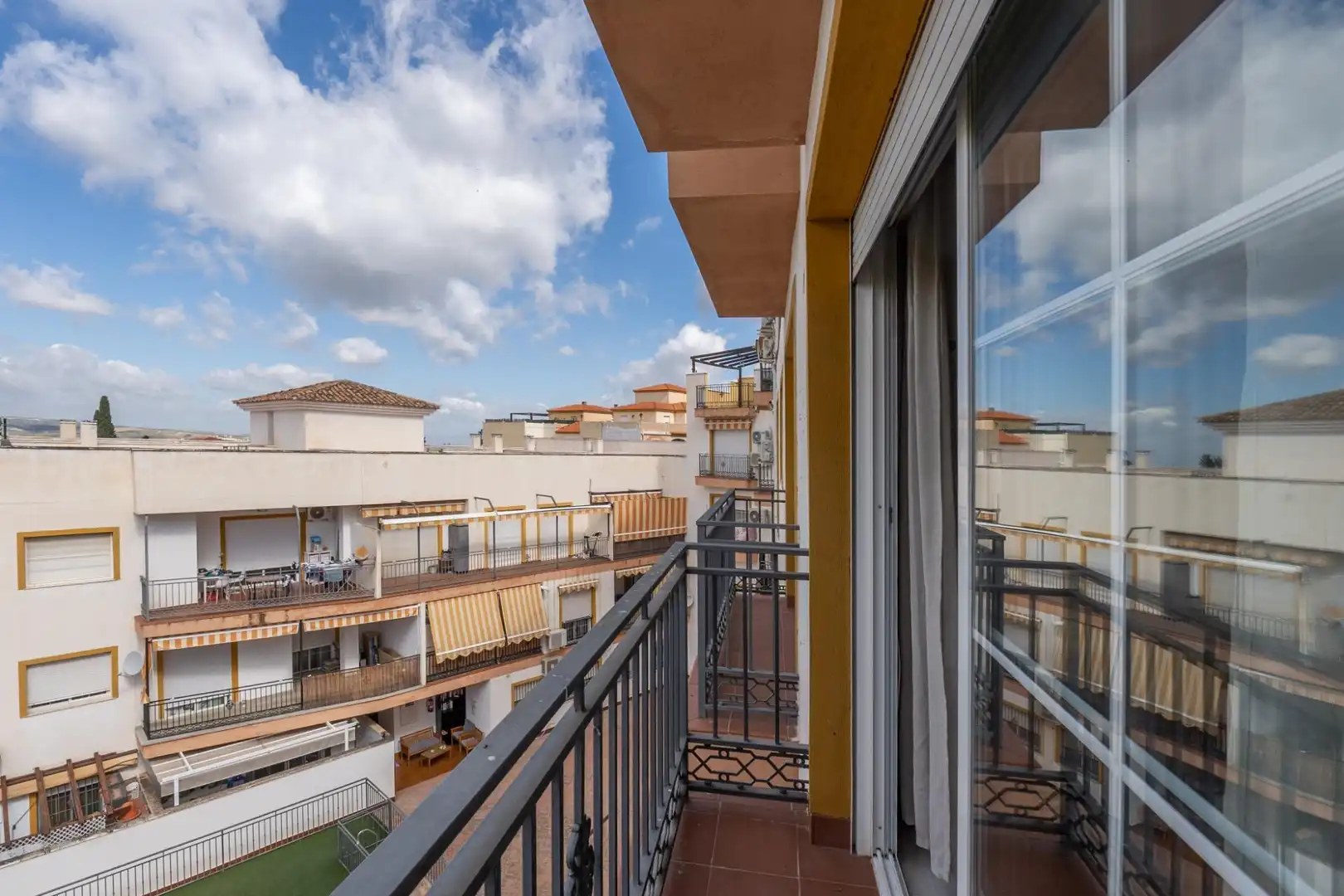 Terraza de Piso en venta en Gójar con Terraza, Trastero y Balcón