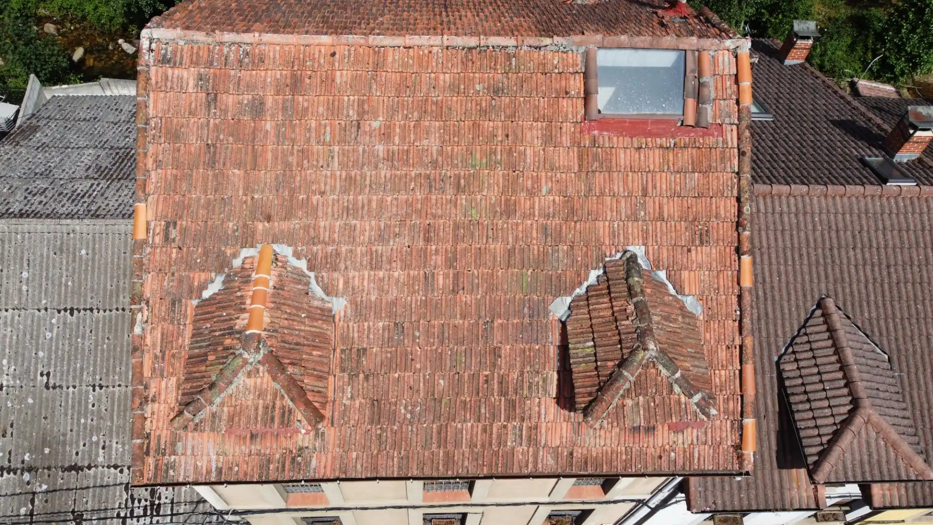Vista exterior de Ático en venta en Teverga con Amueblado y Balcón