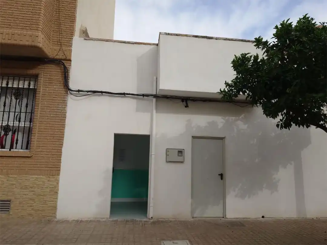 Planta baixa en venda a Avenida de Abril - 9 de Octubre