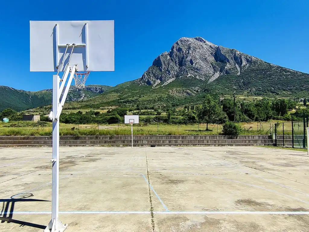Exterior view of Houses for sale in Valle de Lierp