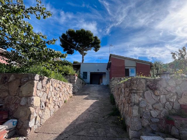 Exterior view of House or chalet for sale in Viladecavalls  with Air Conditioner, Heating and Private garden