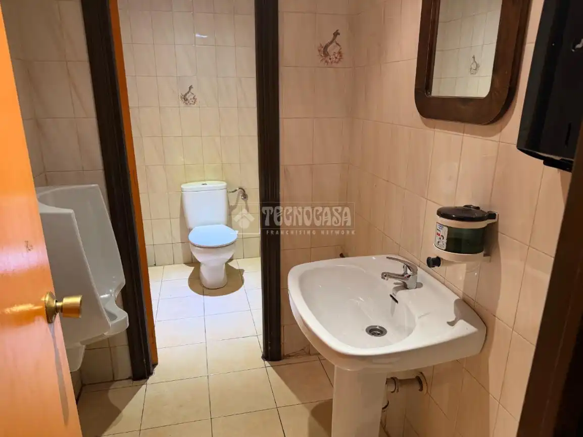 Local comercial en venda a Latina, imagen 27