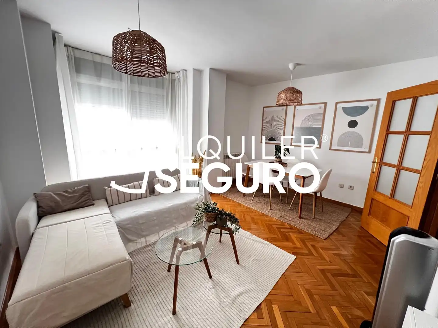 Sala de estar de Piso de alquiler en Madrid con Calefacción, Trastero y Amueblado
