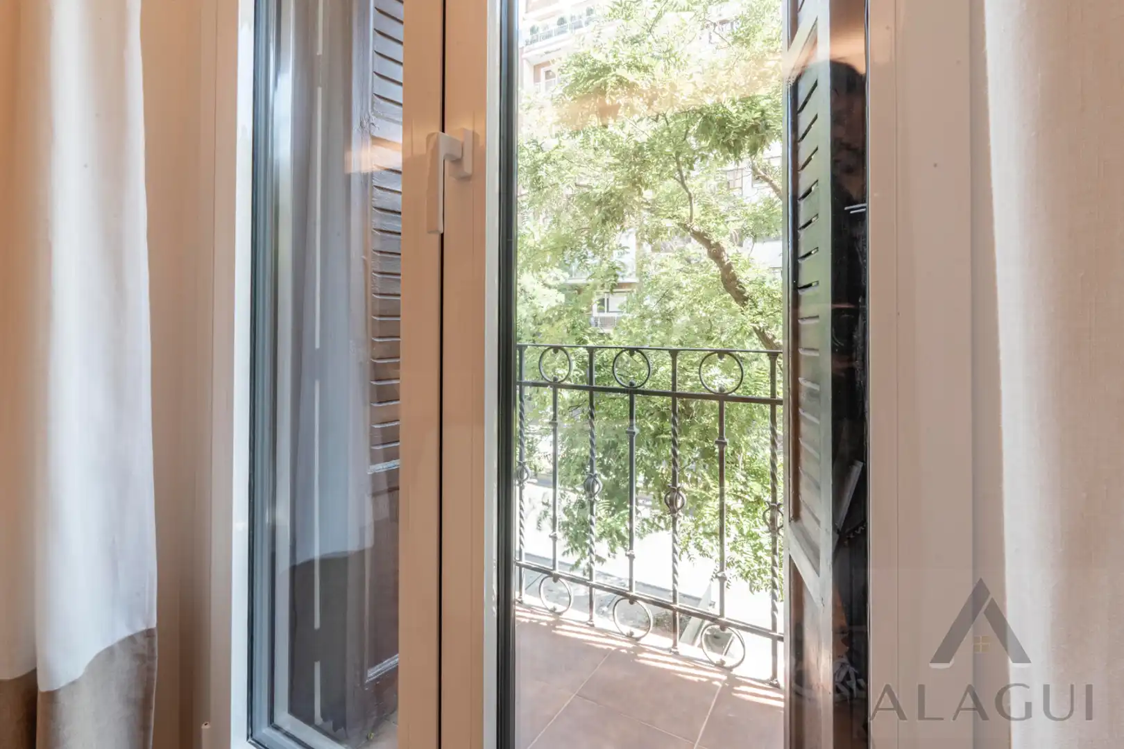 Terrasse von Wohnung zum Verkauf in Madrid mit Klimaanlage, Heizung und Möbliert
