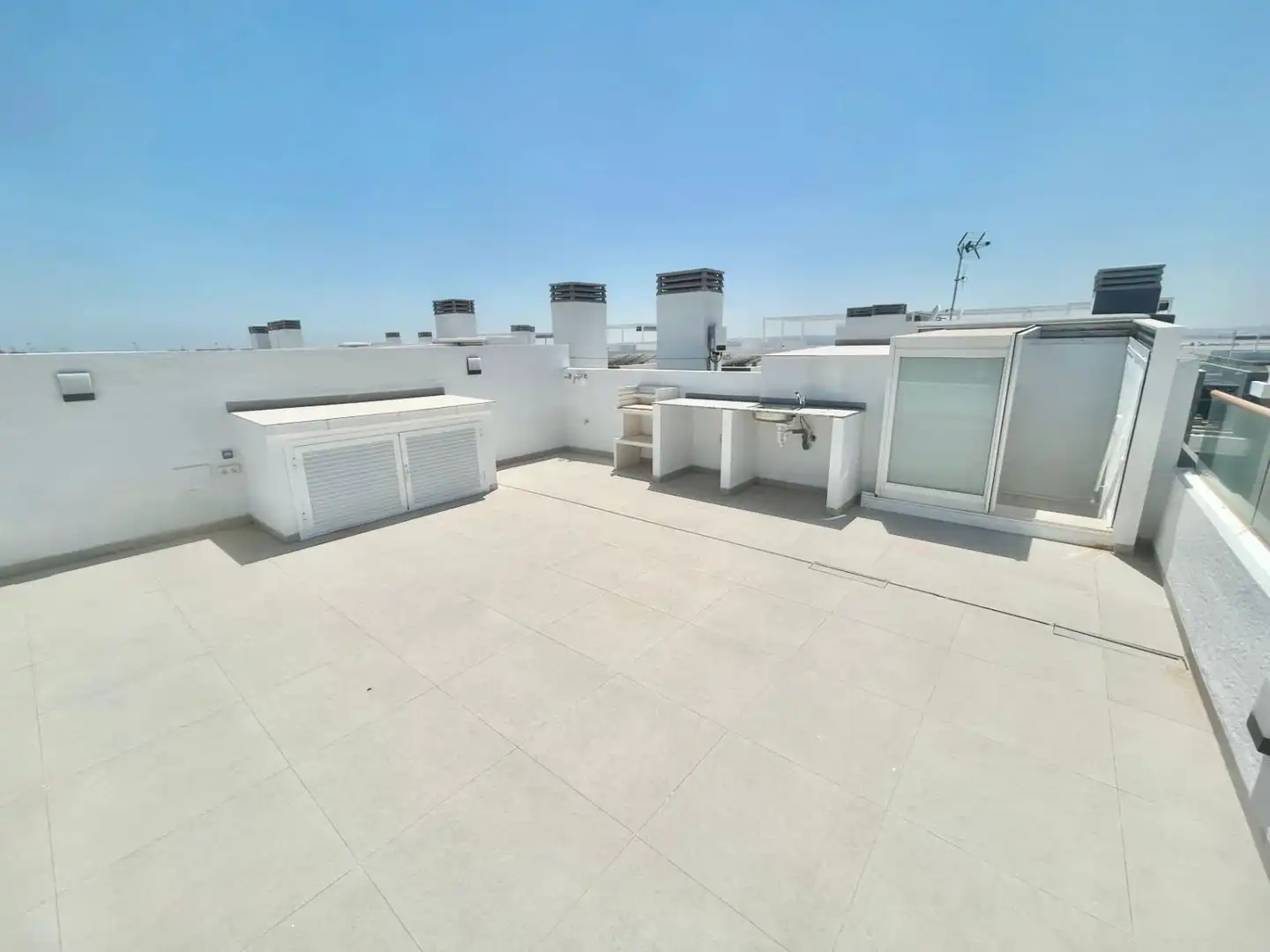 Terraza de Ático de alquiler en Torrevieja con Aire acondicionado, Calefacción y Terraza
