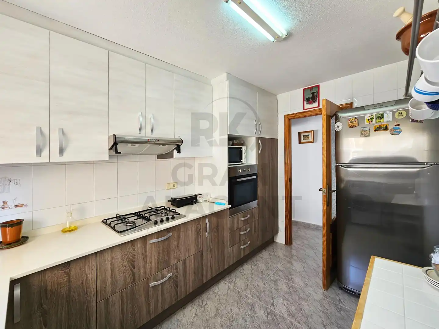 Cocina de Apartamento en venta en Elche / Elx con Aire acondicionado, Calefacción y Terraza