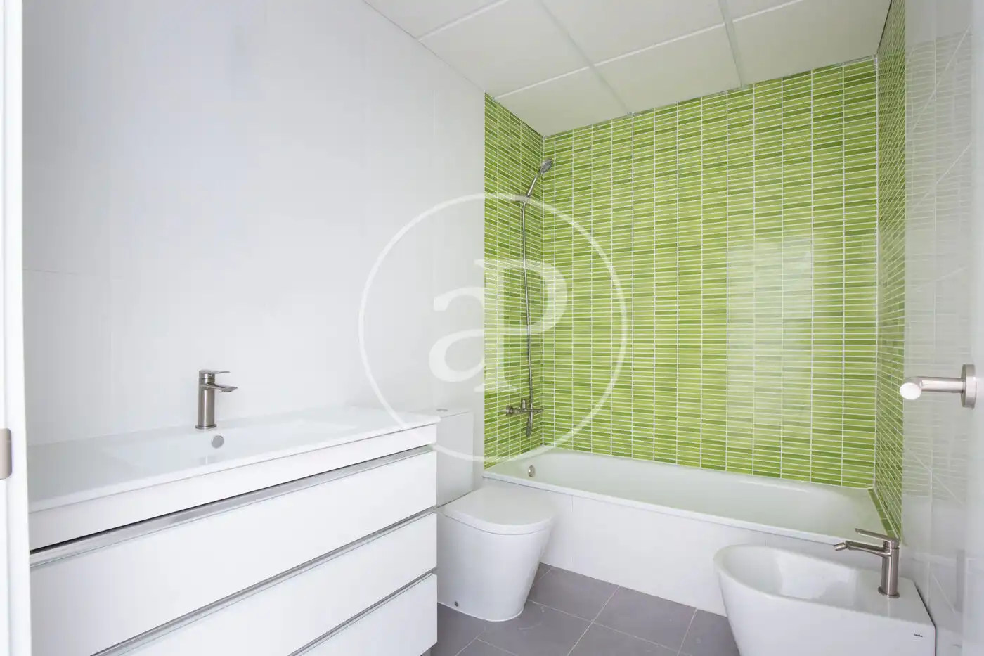 Baño de Casa adosada en venta en Chiva con Aire acondicionado, Calefacción y Jardín privado
