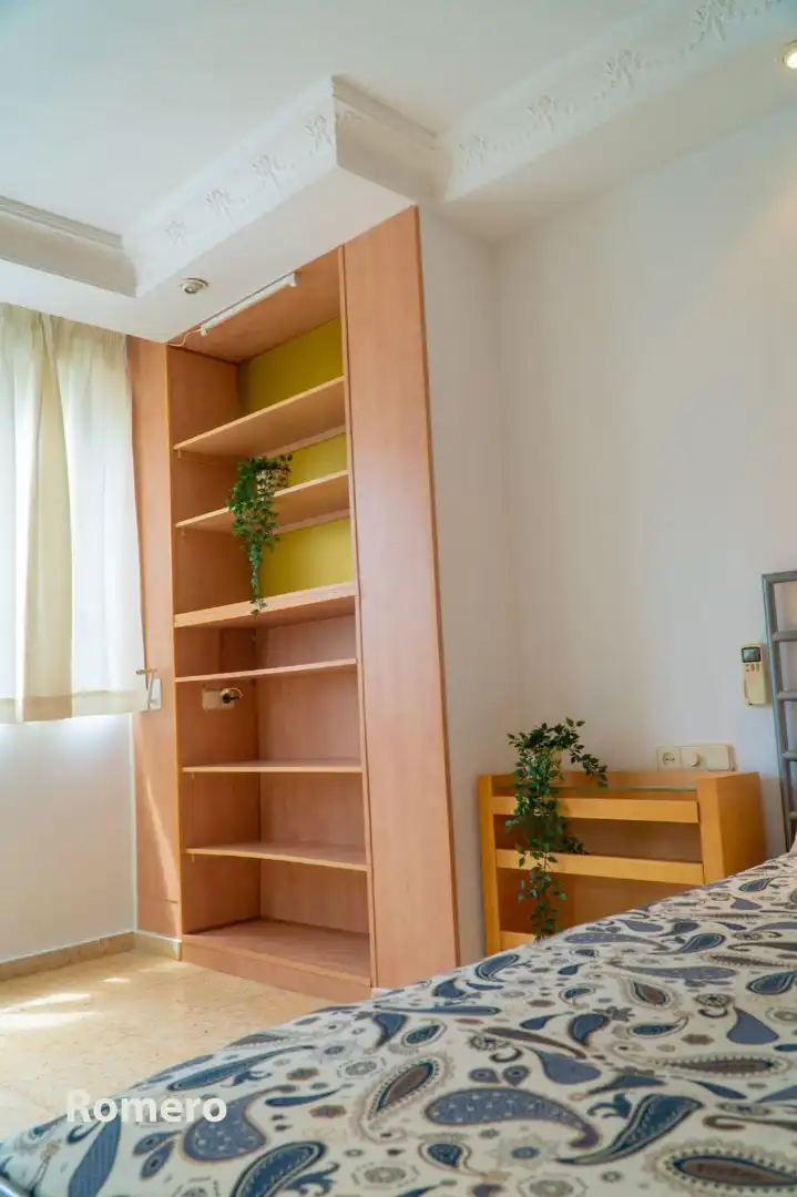 Flat for rent in Málaga  with Air Conditioner, Terrace and Furnished