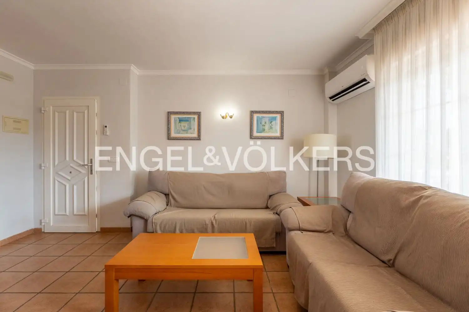 Maison mitoyenne avec terrasse à louer à Avinguda Oliva Nova I, imagen 29