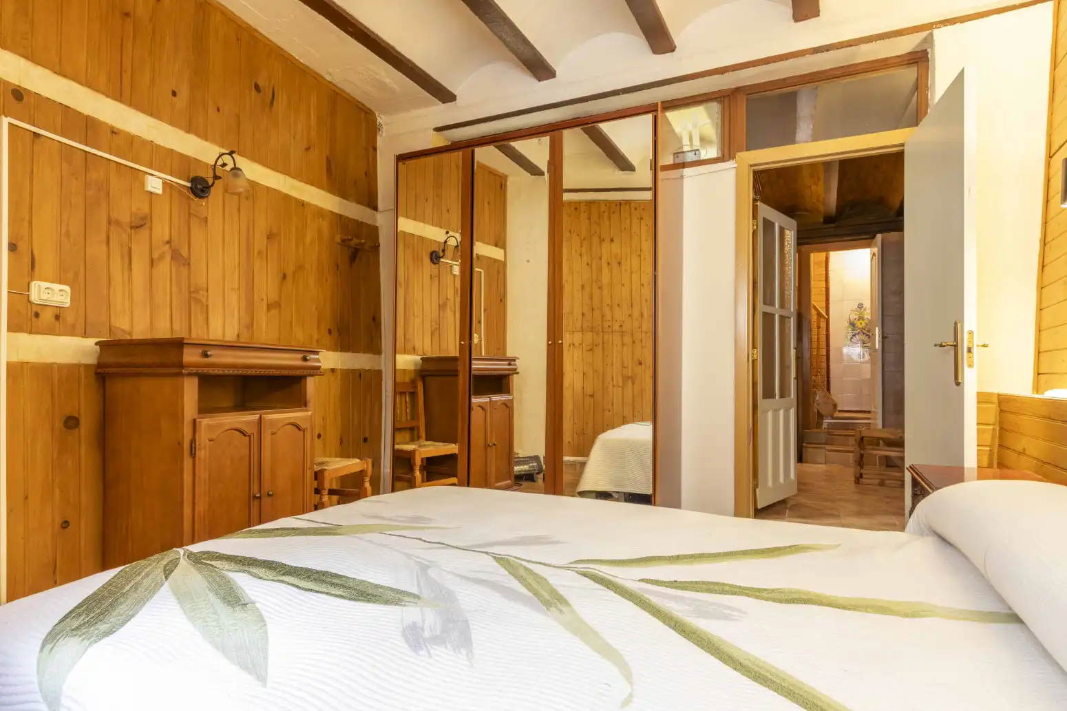 Habitación de Casa adosada en venta en Teresa con Calefacción y Terraza