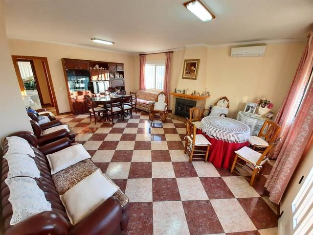 Casa-chalet en Venta en Tous