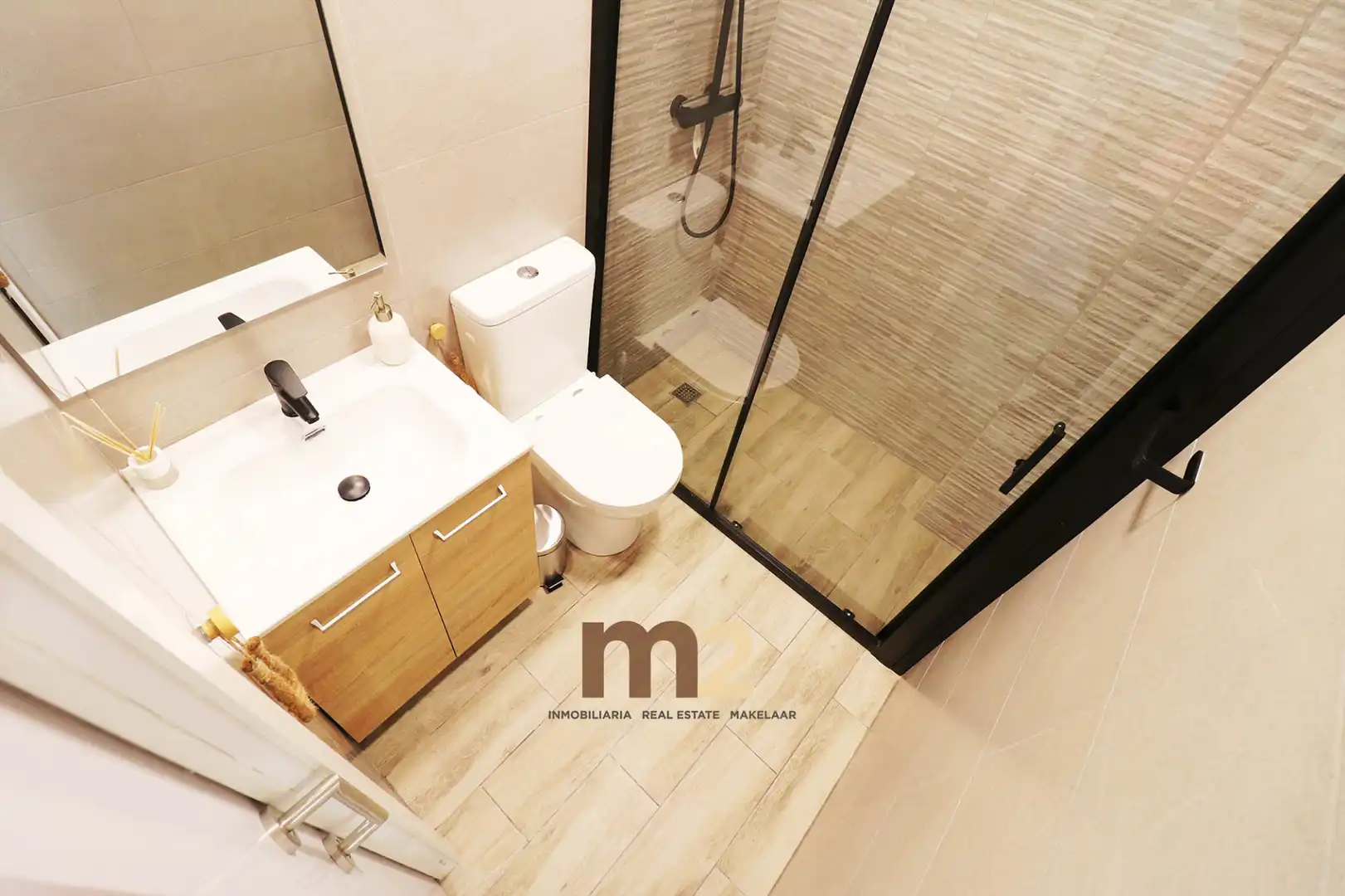 Bany de Apartament en venda en Guardamar del Segura amb Moblat, Forn i Microones