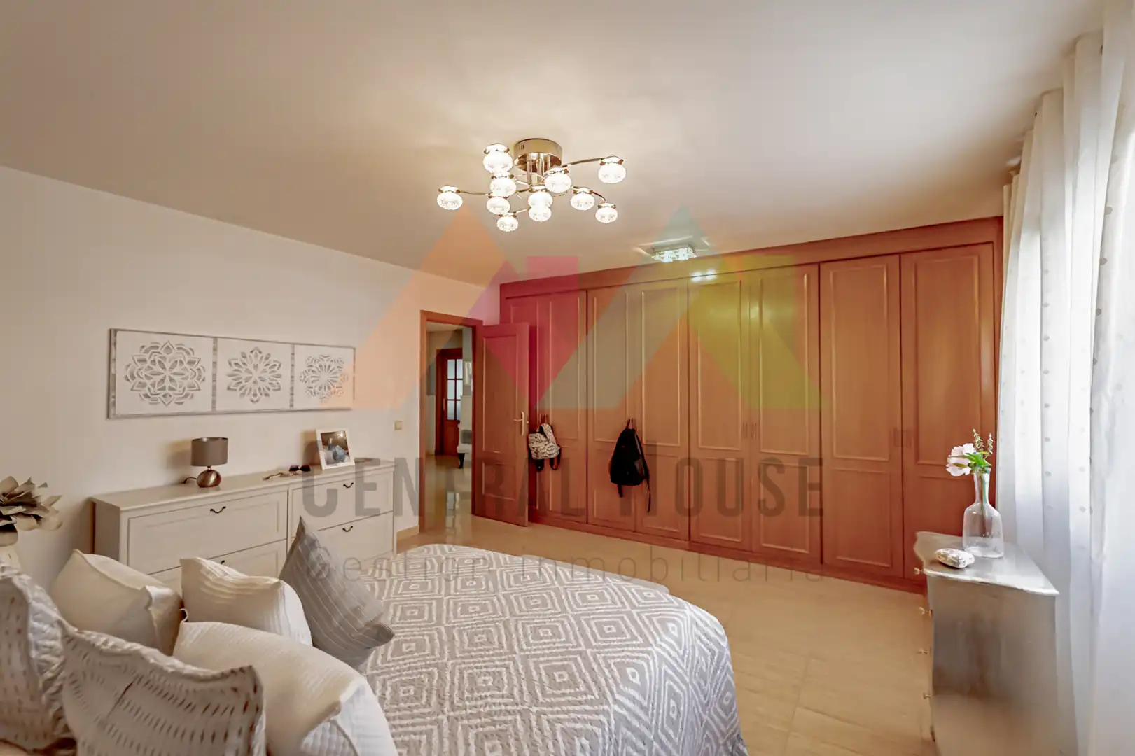 Habitación de Casa adosada en venta en Guadalajara con Aire acondicionado, Calefacción y Jardín privado