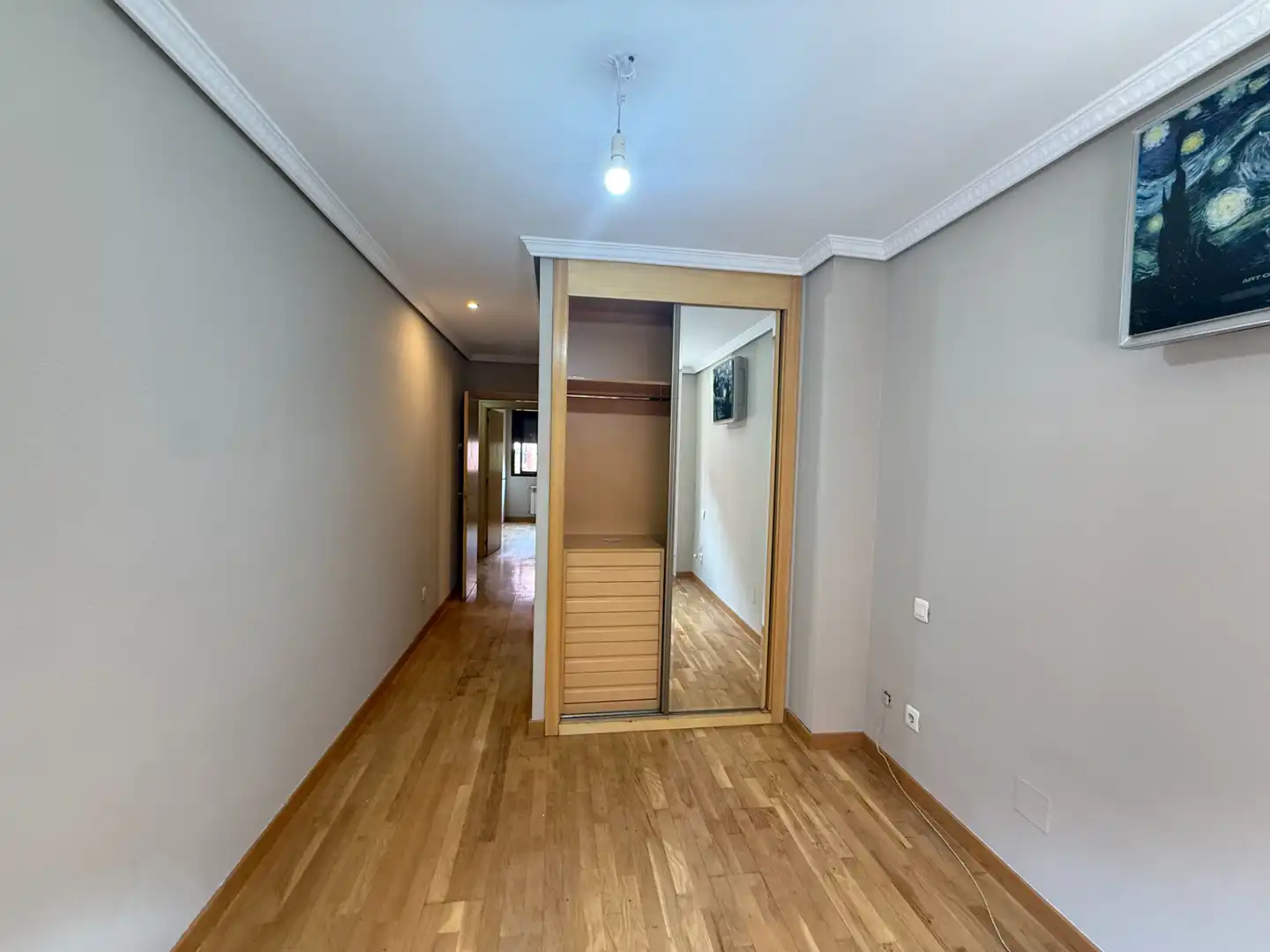 Bedroom of Flat for sale in Madrid  with Air Conditioner, Heating and Storage room