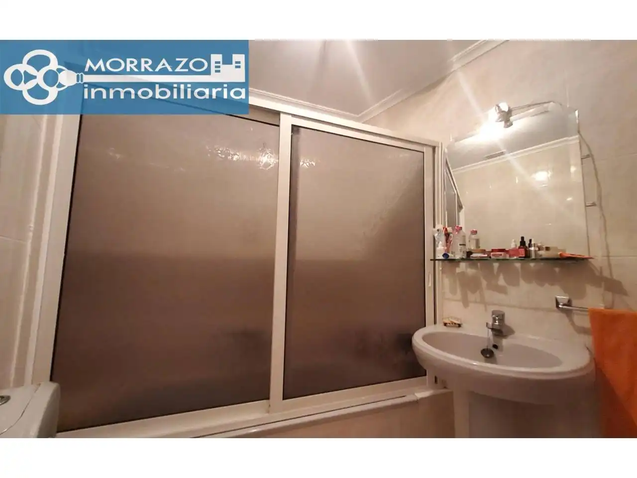 Bathroom of Flat for sale in Bueu  with Heating, Parquet flooring and Storage room
