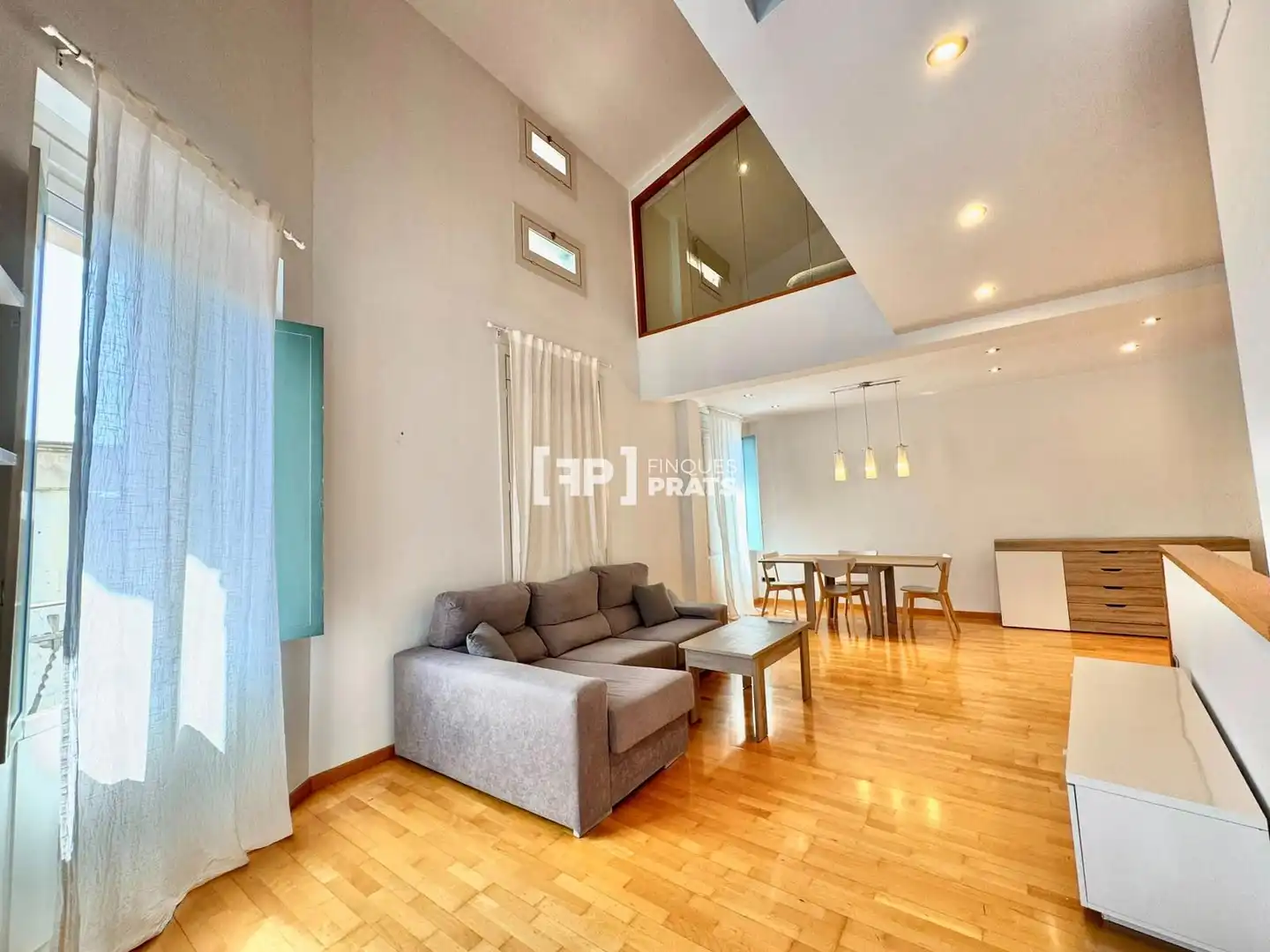 Sala de estar de Dúplex en venta en Lleida con Aire acondicionado, Calefacción y Terraza