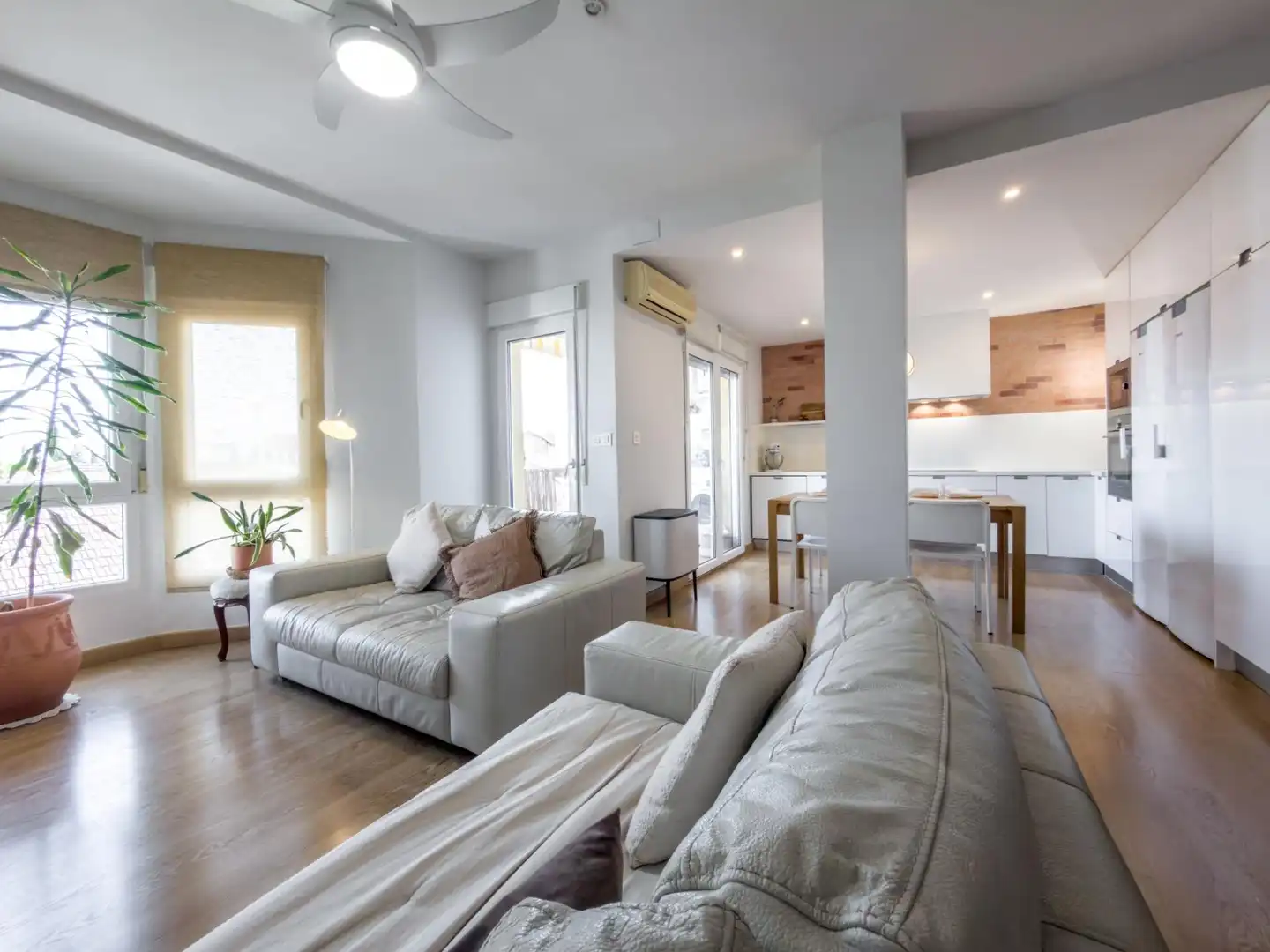 Living room of Flat for sale in Churriana de la Vega  with Air Conditioner, Heating and Terrace