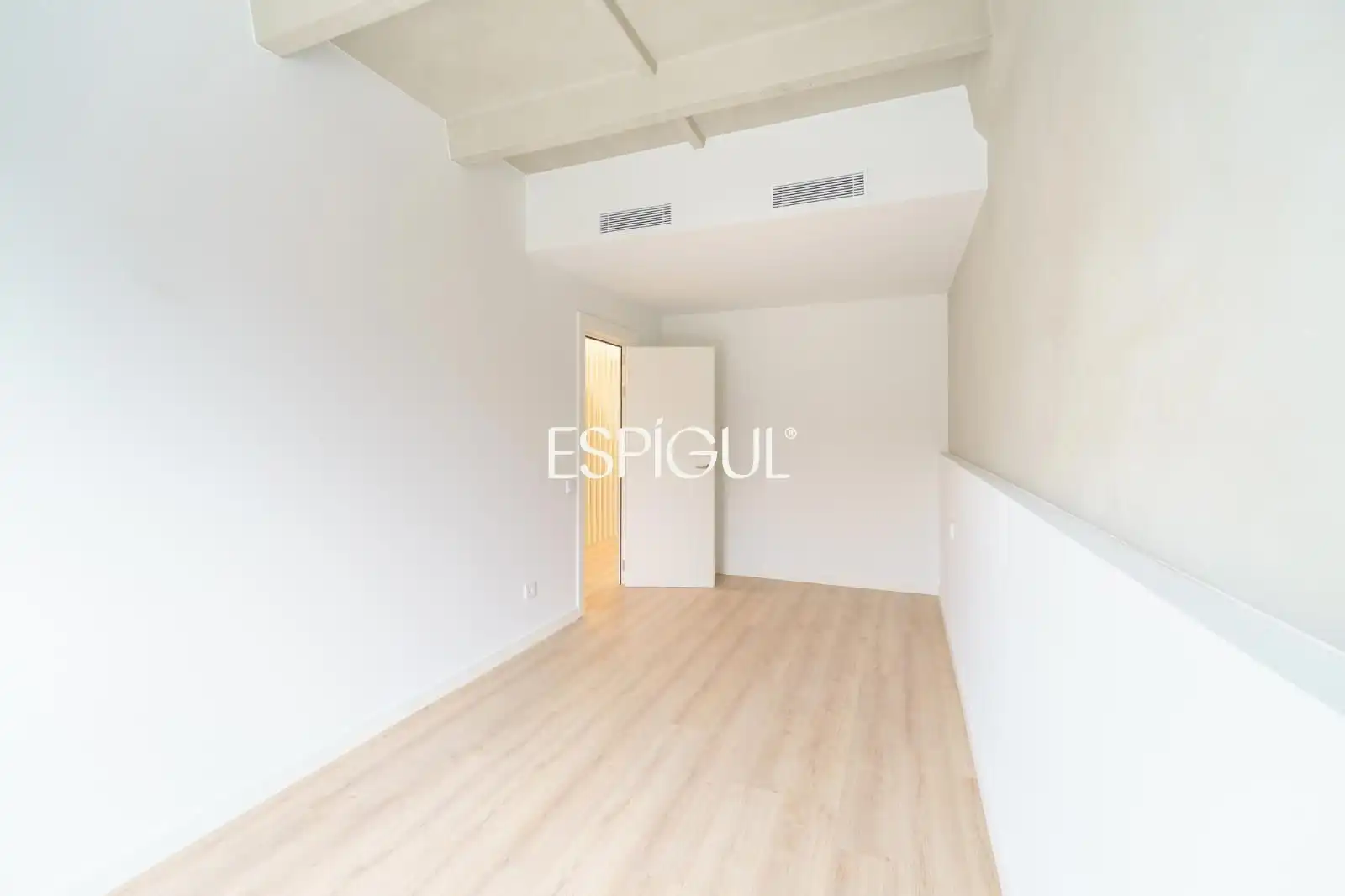 Habitación de Casa adosada en venta en Sant Andreu de Llavaneres con Calefacción, Terraza y Trastero