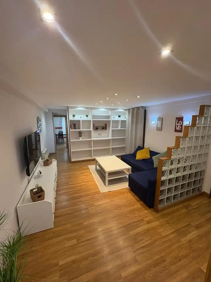 Sala de estar de Planta baja de alquiler en Gijón  con Calefacción, Terraza y Amueblado