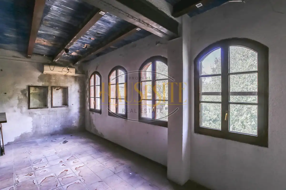 Country homes for sale in Torrelavit