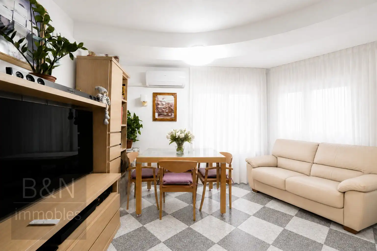 Sala d'estar de Pis en venda en Terrassa amb Aire condicionat i Calefacció