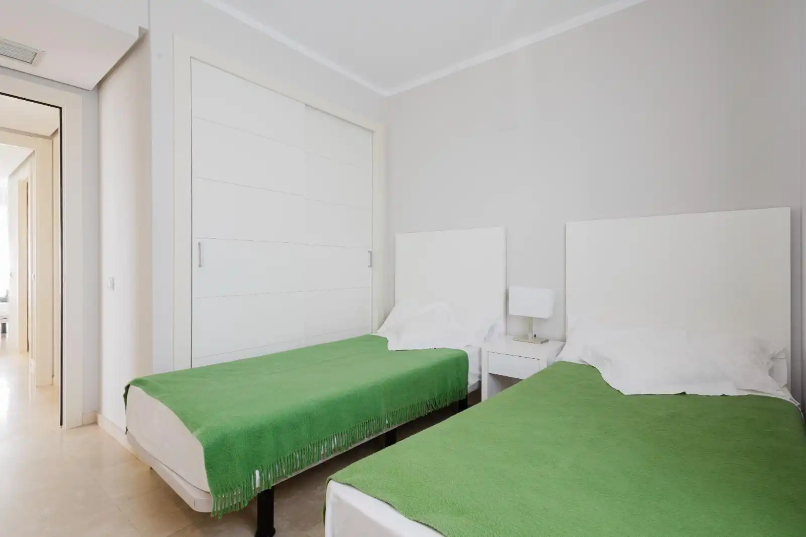 Dormitori de Apartament en venda en Orihuela amb Aire condicionat, Calefacció i Jardí privat