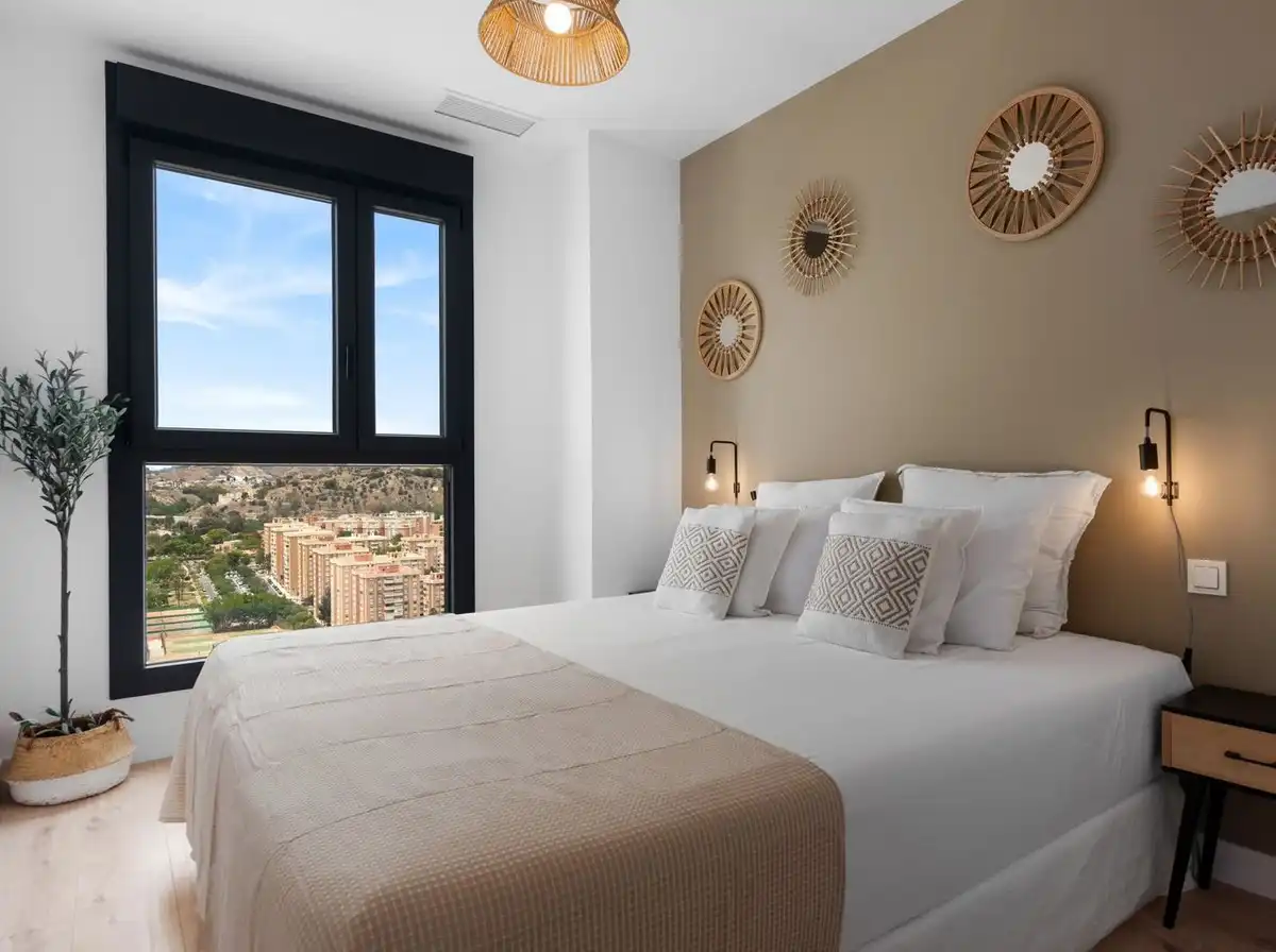 Dormitori de Apartament en venda en Málaga amb Aire condicionat, Calefacció i Moblat
