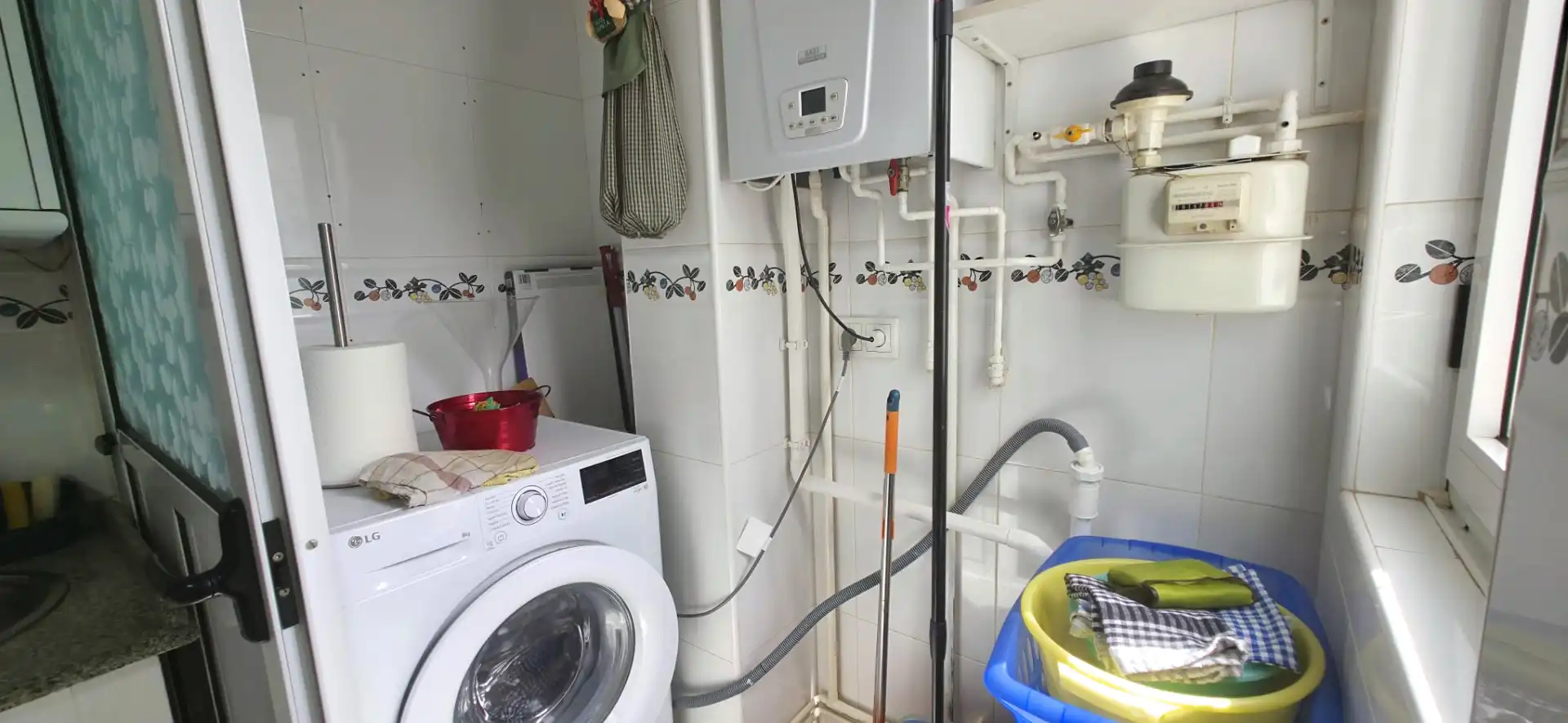 Kitchen of Attic for rent in Ferrol  with Air Conditioner, Heating and Furnished