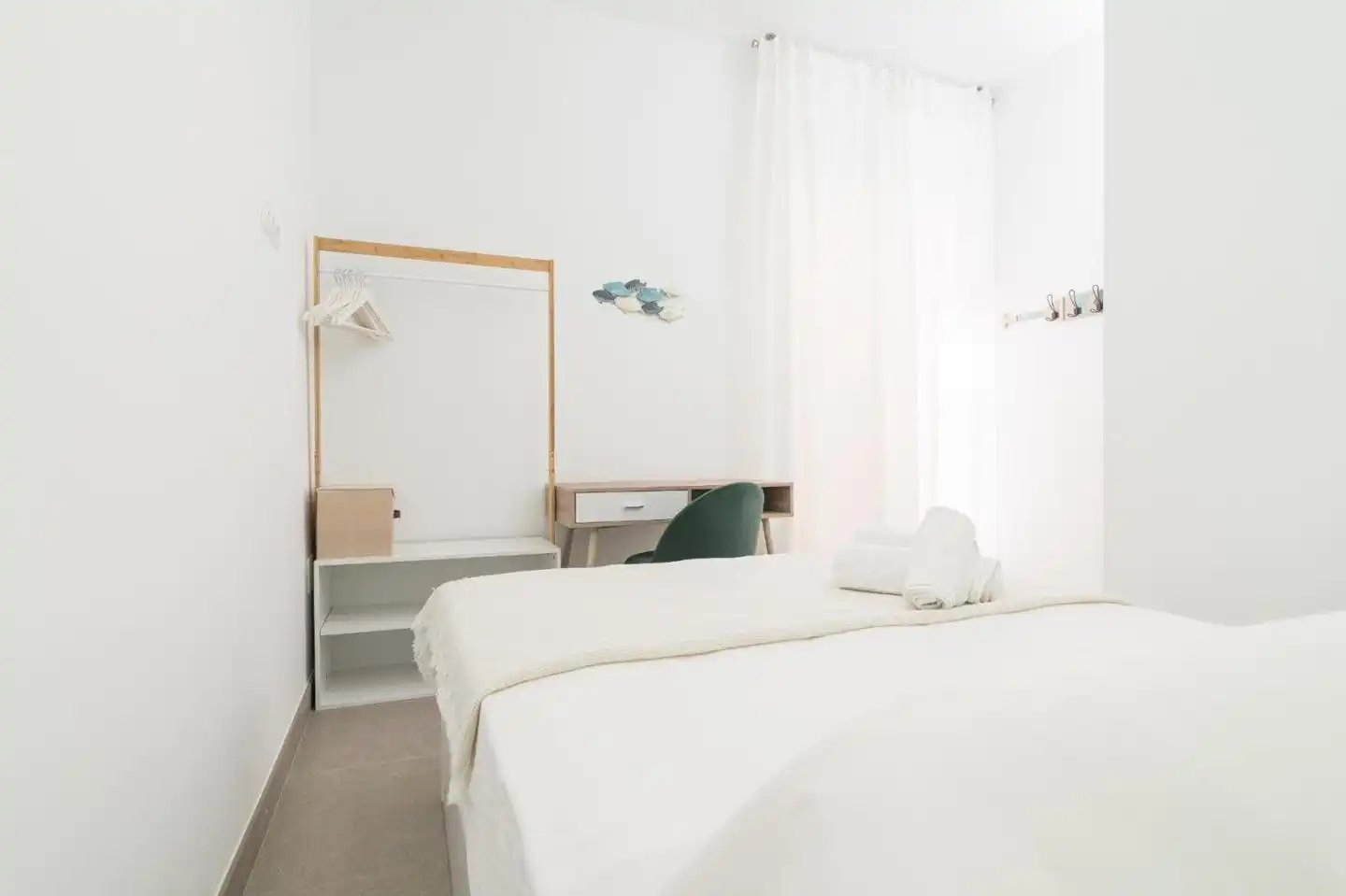 Flat for rent in Calle Carretería, La Goleta - San Felipe Neri
