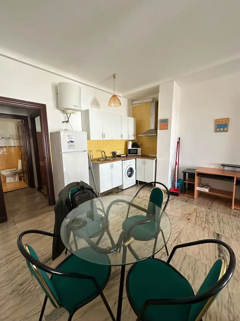 Kitchen of Flat for rent in Algeciras  with Furnished
